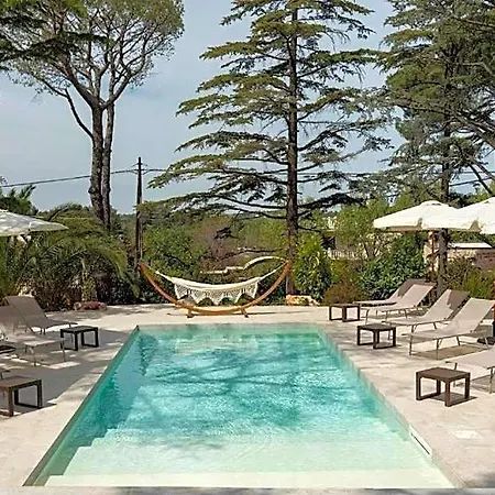 Guesthost - Borgo Lucia Trulli With Pool *
